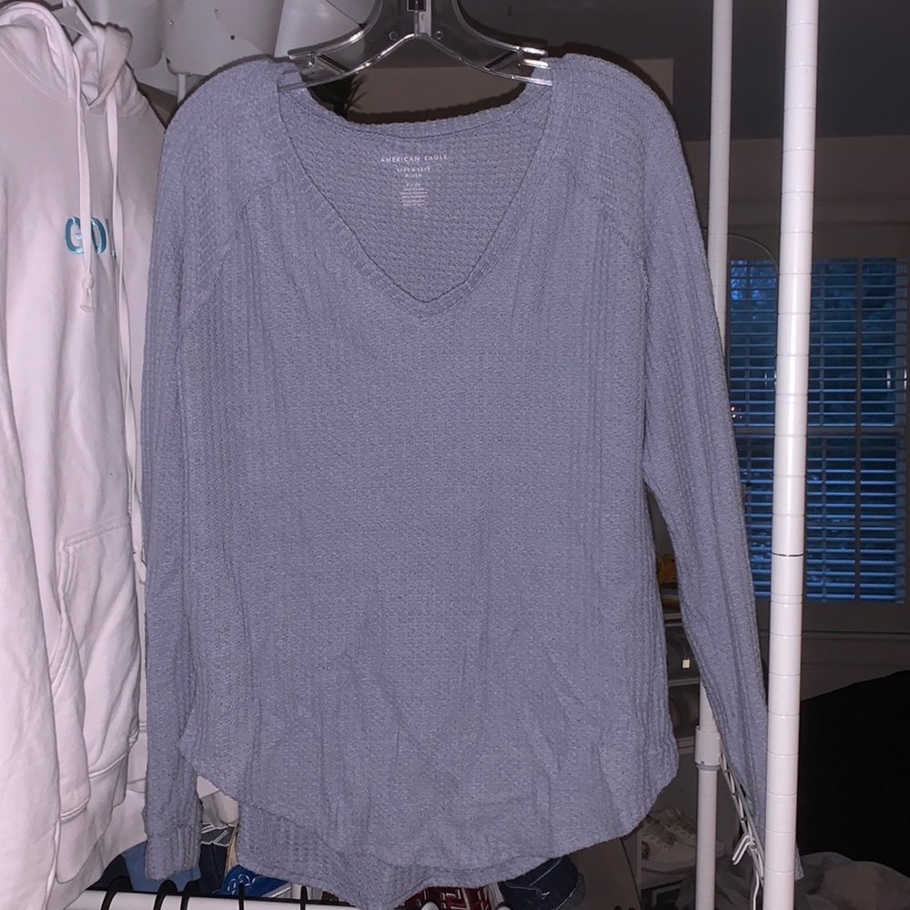 NWOT American Eagle Loose Fitting V-Neck Sweater